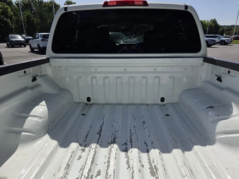 Used 2023 Glacier White NISSAN SV image 14
