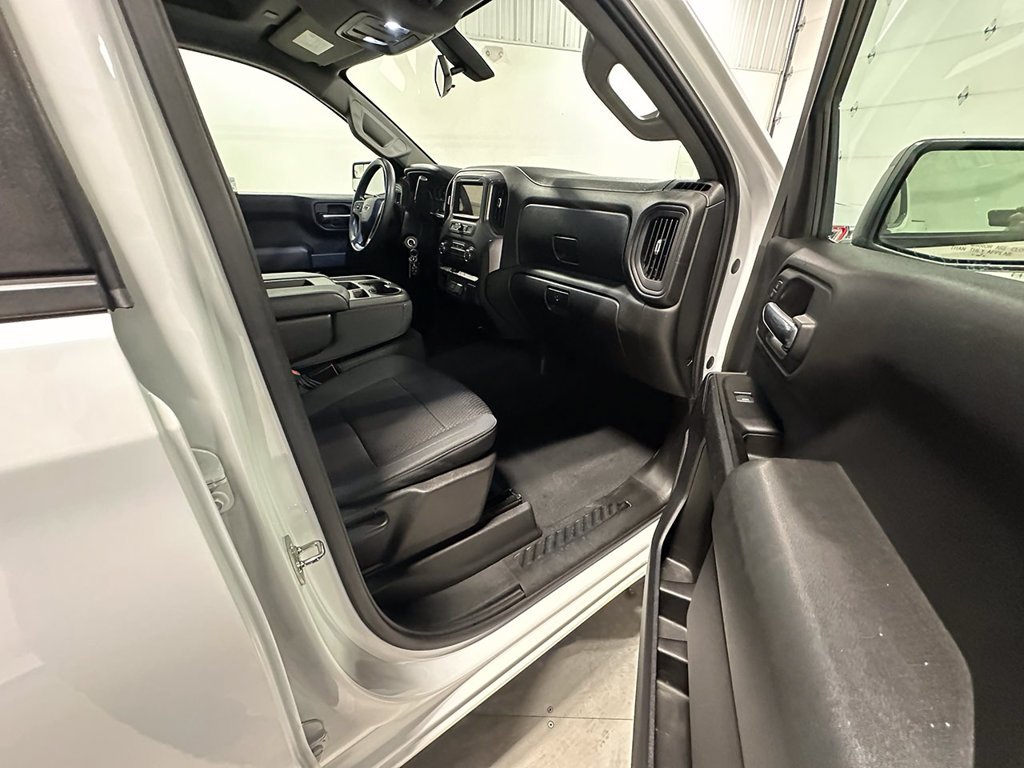 Used 2019 White Chevrolet Custom Trail Boss image 22