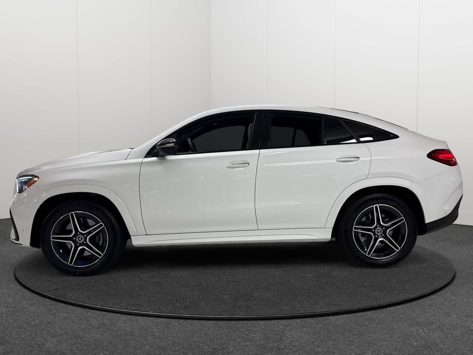 New 2026 Polar White Mercedes-Benz GLE 450 image 3