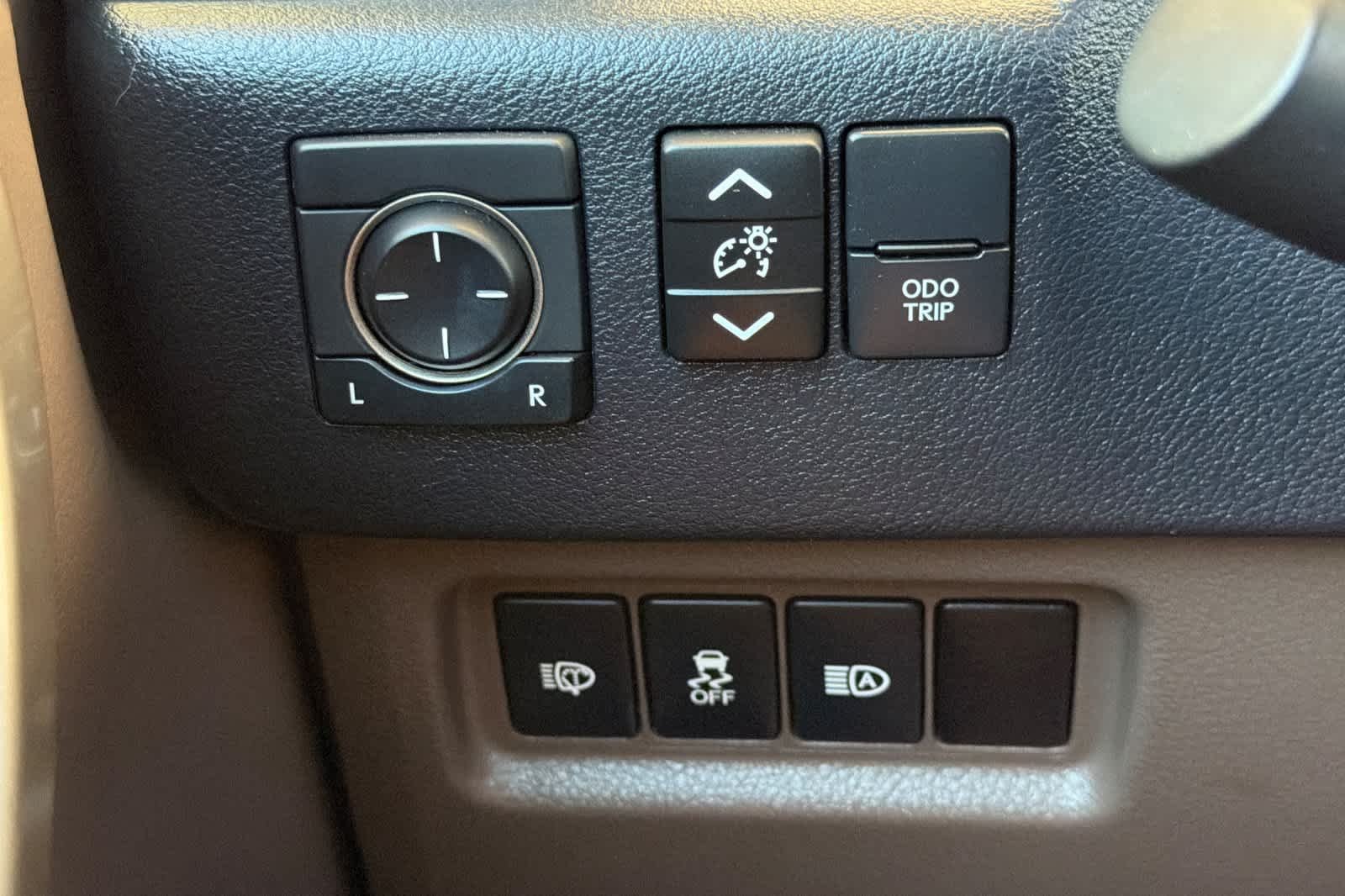 Used 2020 Nightfall Mica Lexus Premium image 31