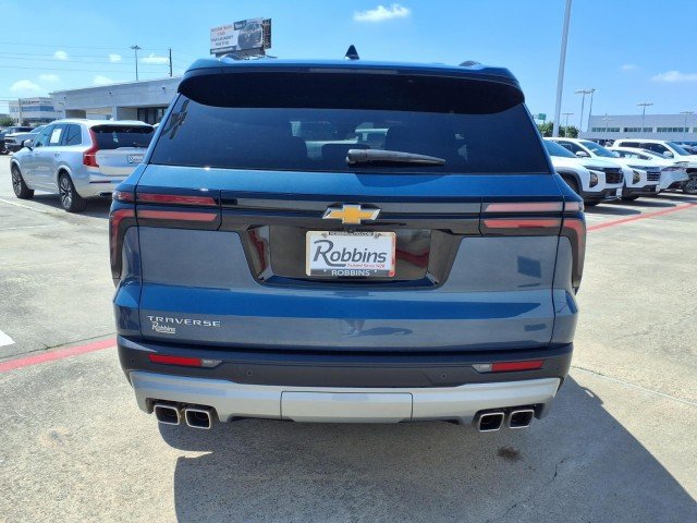 Certified Used 2025 Lakeshore Blue Metallic Chevrolet LT image 6