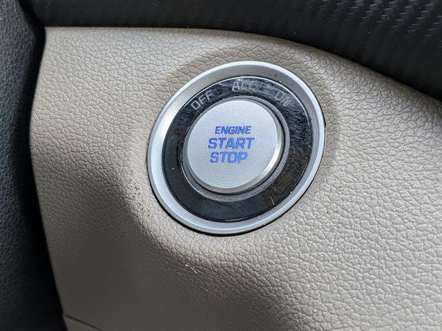 Used 2020 Brown Hyundai SEL image 26