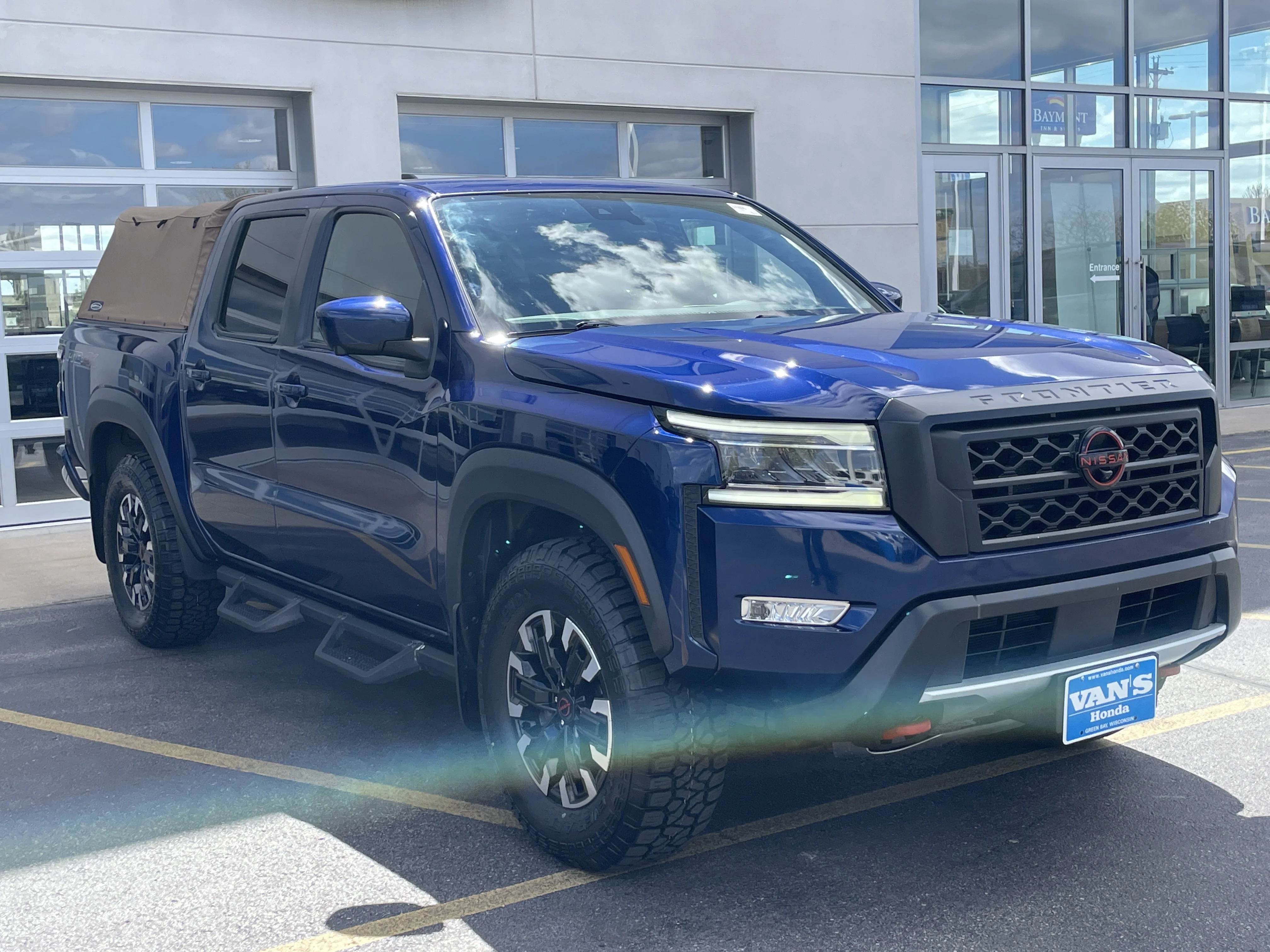 2022 Nissan Frontier PRO-4X Crew Cab 4X4's photo