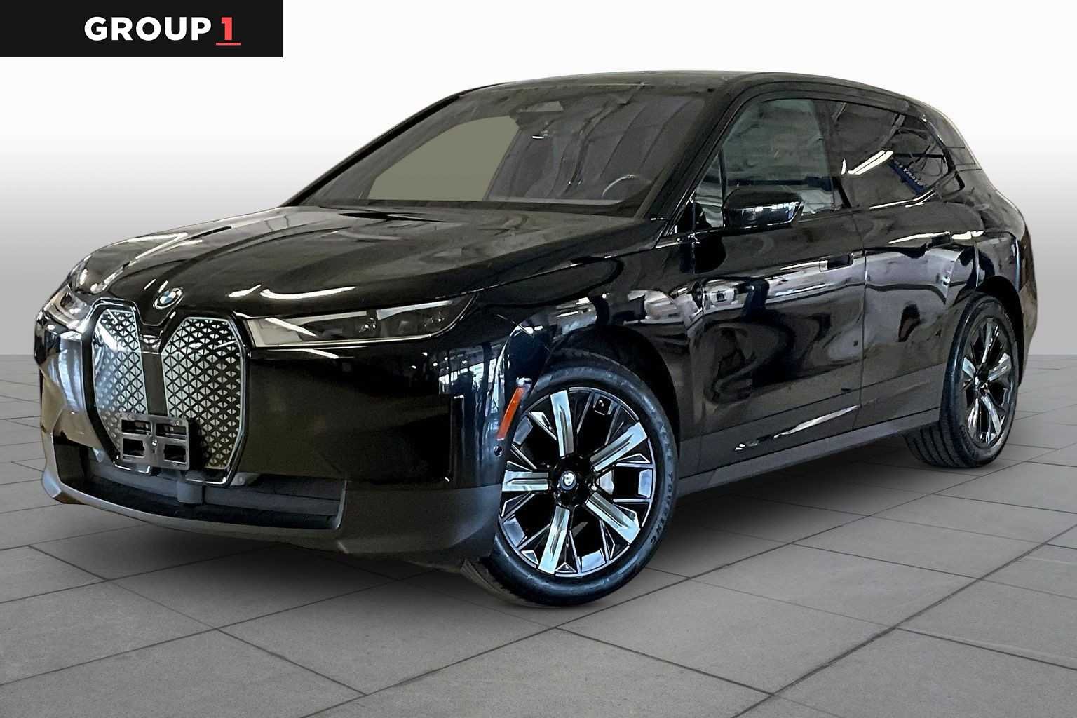 2023 BMW iX xDrive50's photo