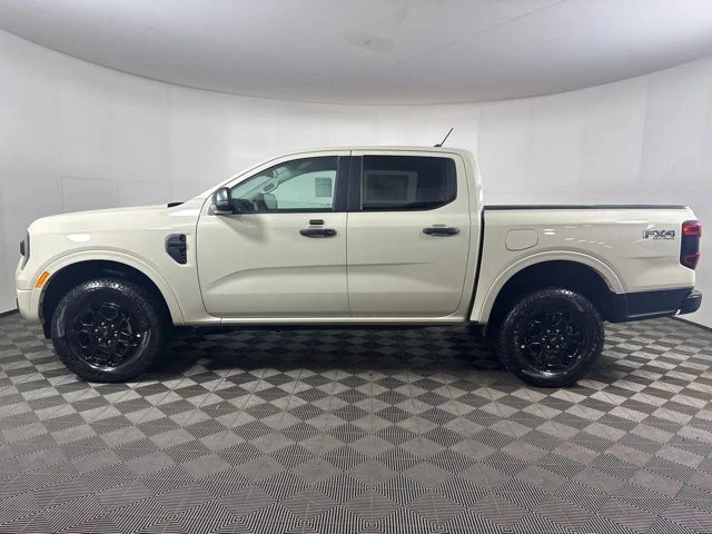 New 2025 Desert Sand Ford XLT image 7