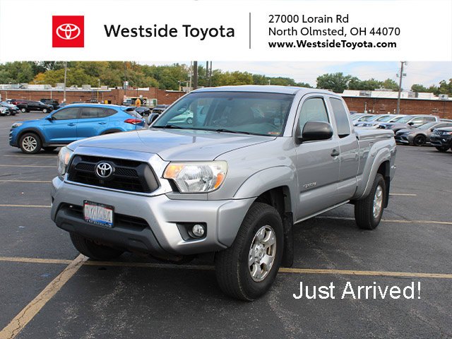 Used 2015 Silver Sky Metallic Toyota Base image 1