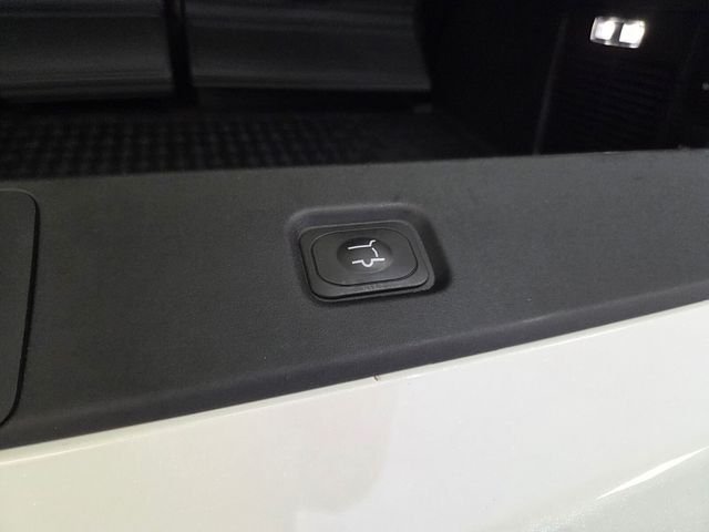 Used 2025 White Lincoln Black Label image 16