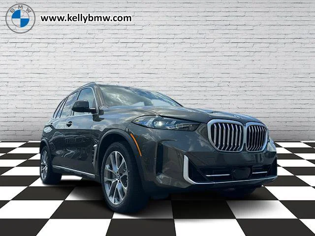 2026 BMW X5 xDrive50e's photo