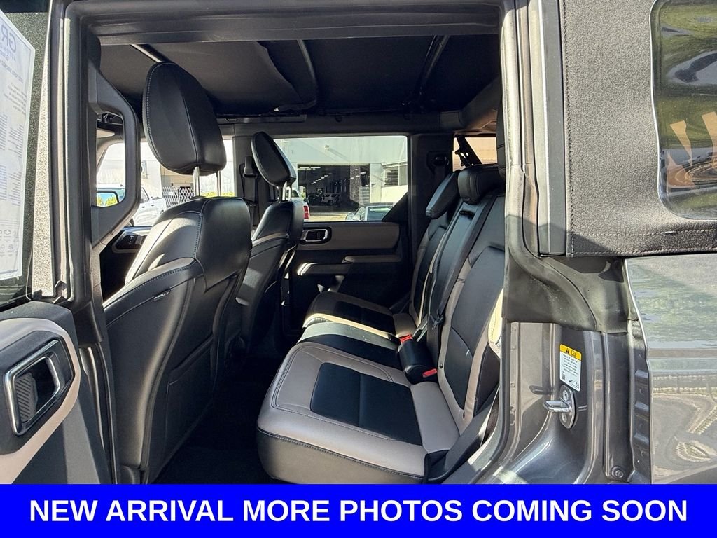 Used 2022 Gray Ford Wildtrak image 11