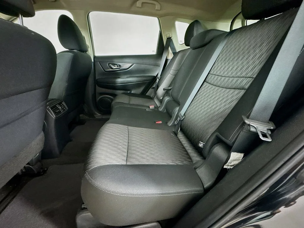 Used 2018 Magnetic Black Nissan S image 29