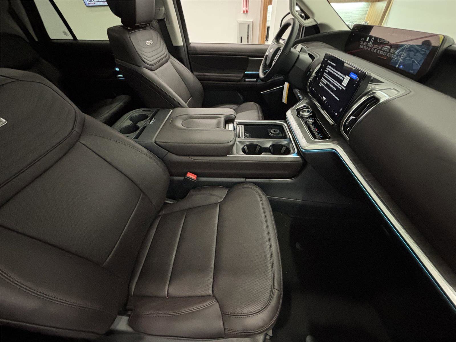 New 2026 Dark Matter Gray Metallic Ford MAX Platinum® image 30