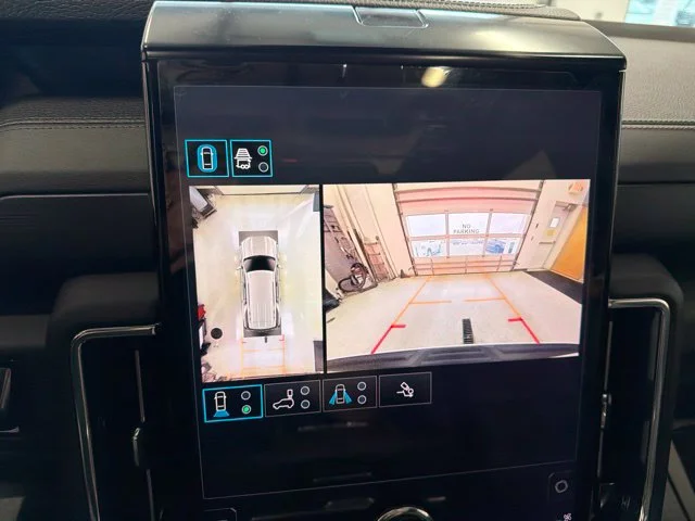 Used 2025 White GMC Denali image 4