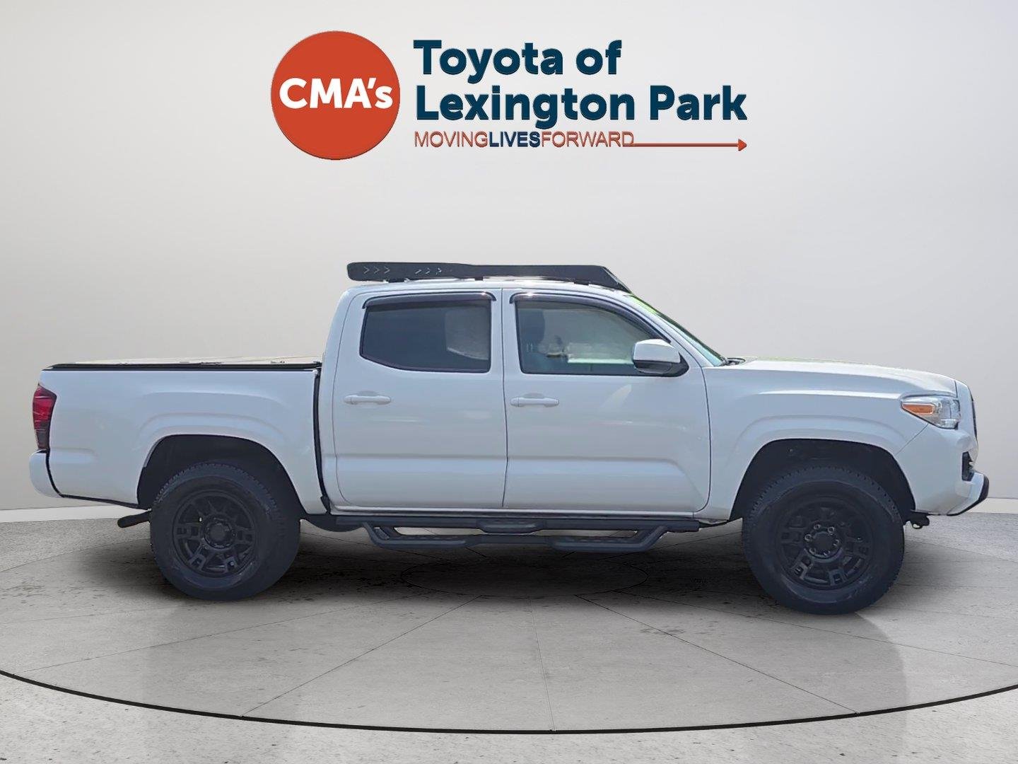 Used 2023 Ice Cap Toyota SR V6 image 6
