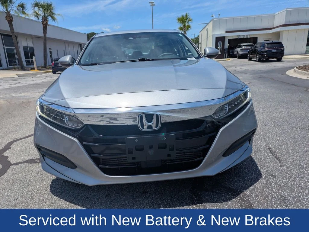 Certified Used 2019 Lunar Silver Metallic Honda LX image 10