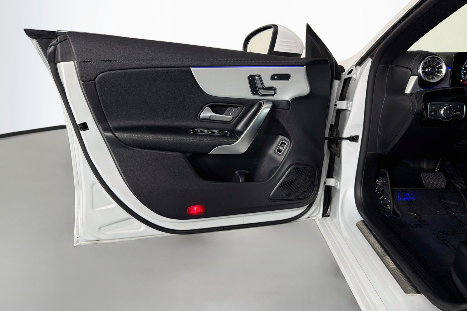 Certified Used 2022 Digital White Metallic Mercedes-Benz 250 image 21