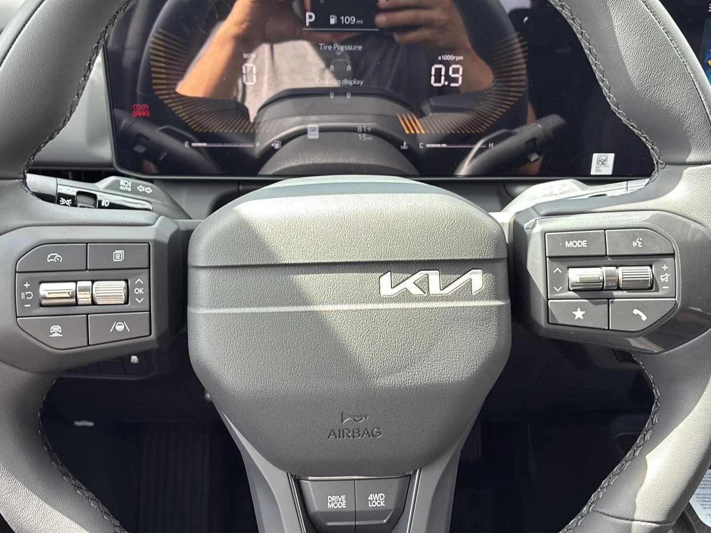 New 2027 Terrain Brown/Black Roof Kia X-Line S image 40