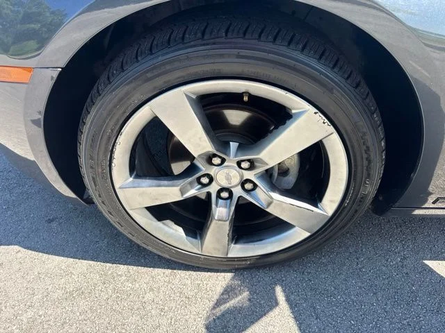 Used 2010 Gray Chevrolet 1LT image 17