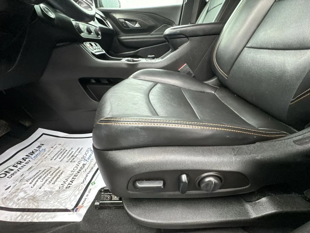 Used 2021 Silver GMC SLT image 12