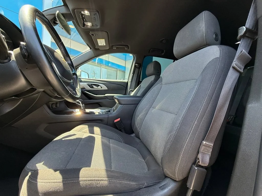 Used 2023 Sterling Gray Metallic Chevrolet LT Cloth image 35