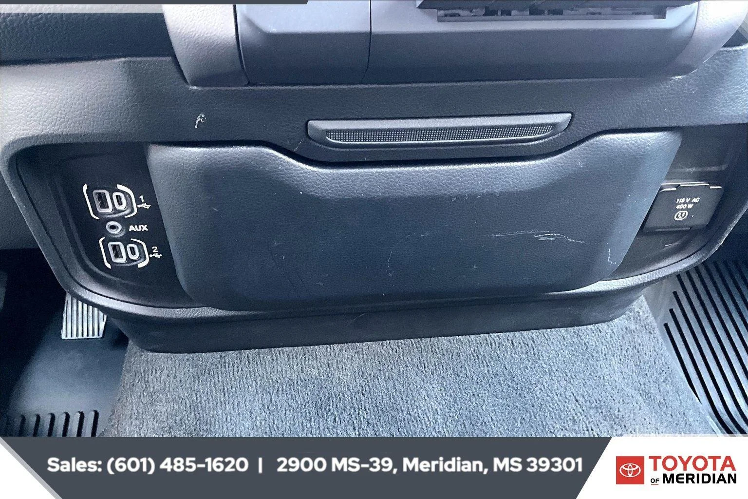 Used 2023 Bright White Clearcoat Ram Laramie image 22
