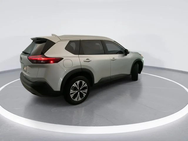 Used 2023 Silver Nissan SV image 4