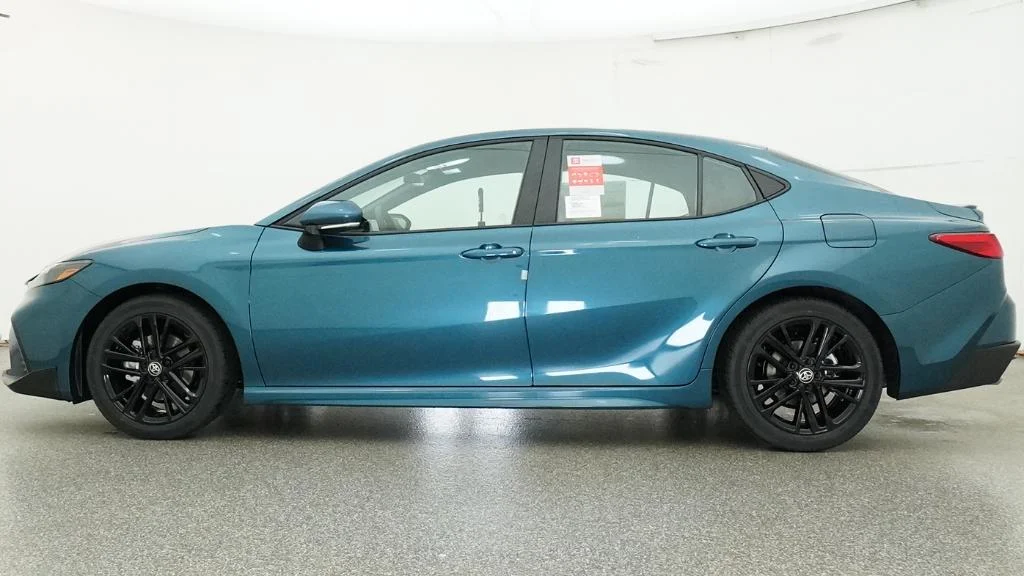 New 2026 Ocean Gem Toyota SE image 52