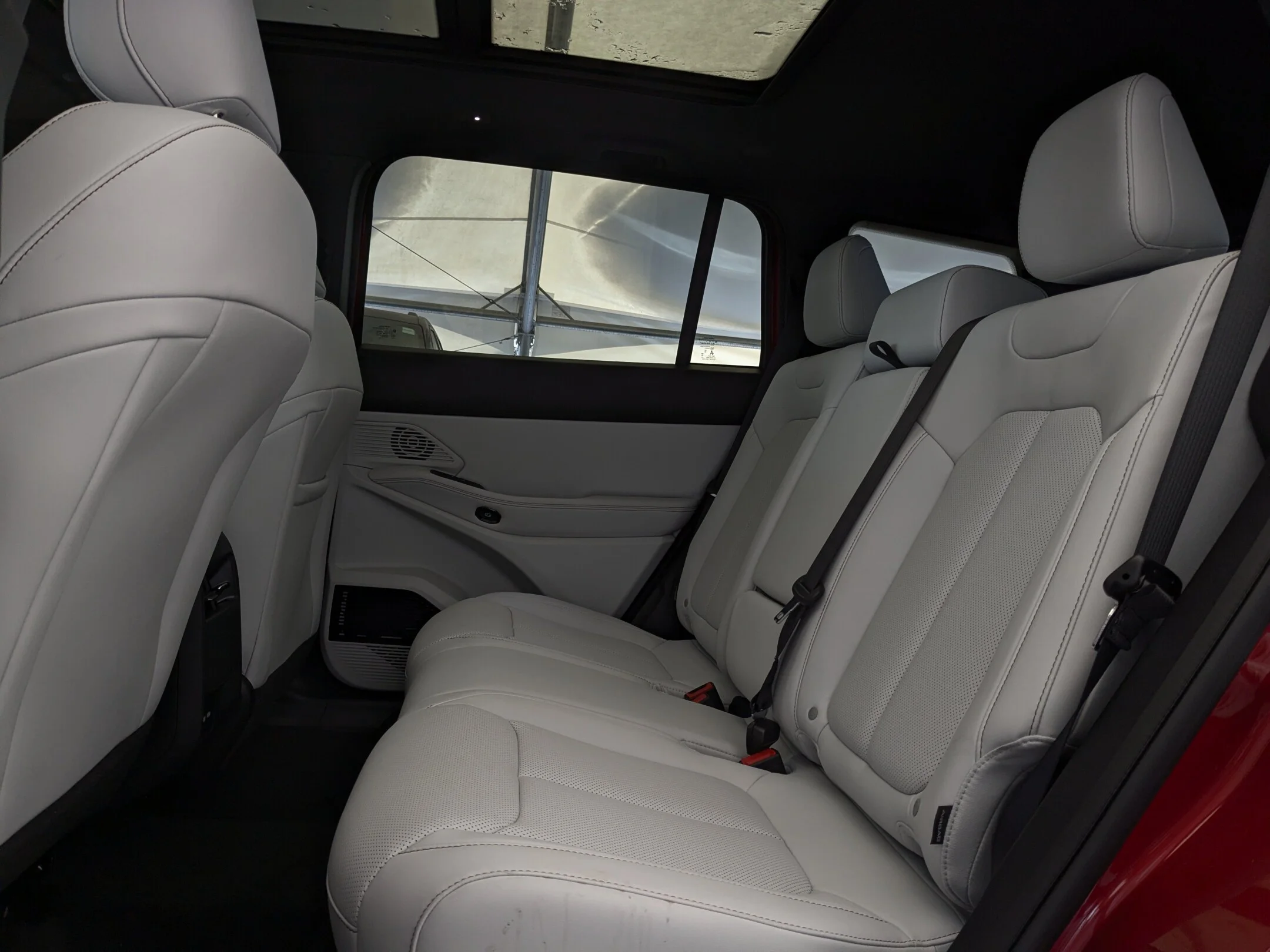 New 2026 Red Jeep Limited - - Hybrid - Tech Grp - Dual-Pane Pano Sunroof - Trailer Tow Grp & More! image 32