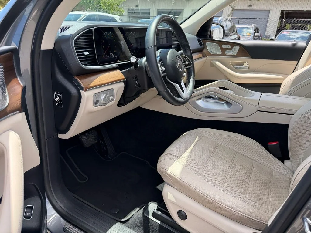 Used 2023 Gray Mercedes-Benz GLE 350 image 11