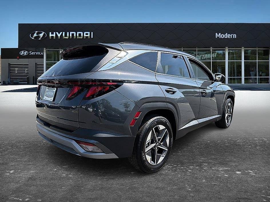 New 2026 Ecotronic Gray Hyundai SEL FWD image 17