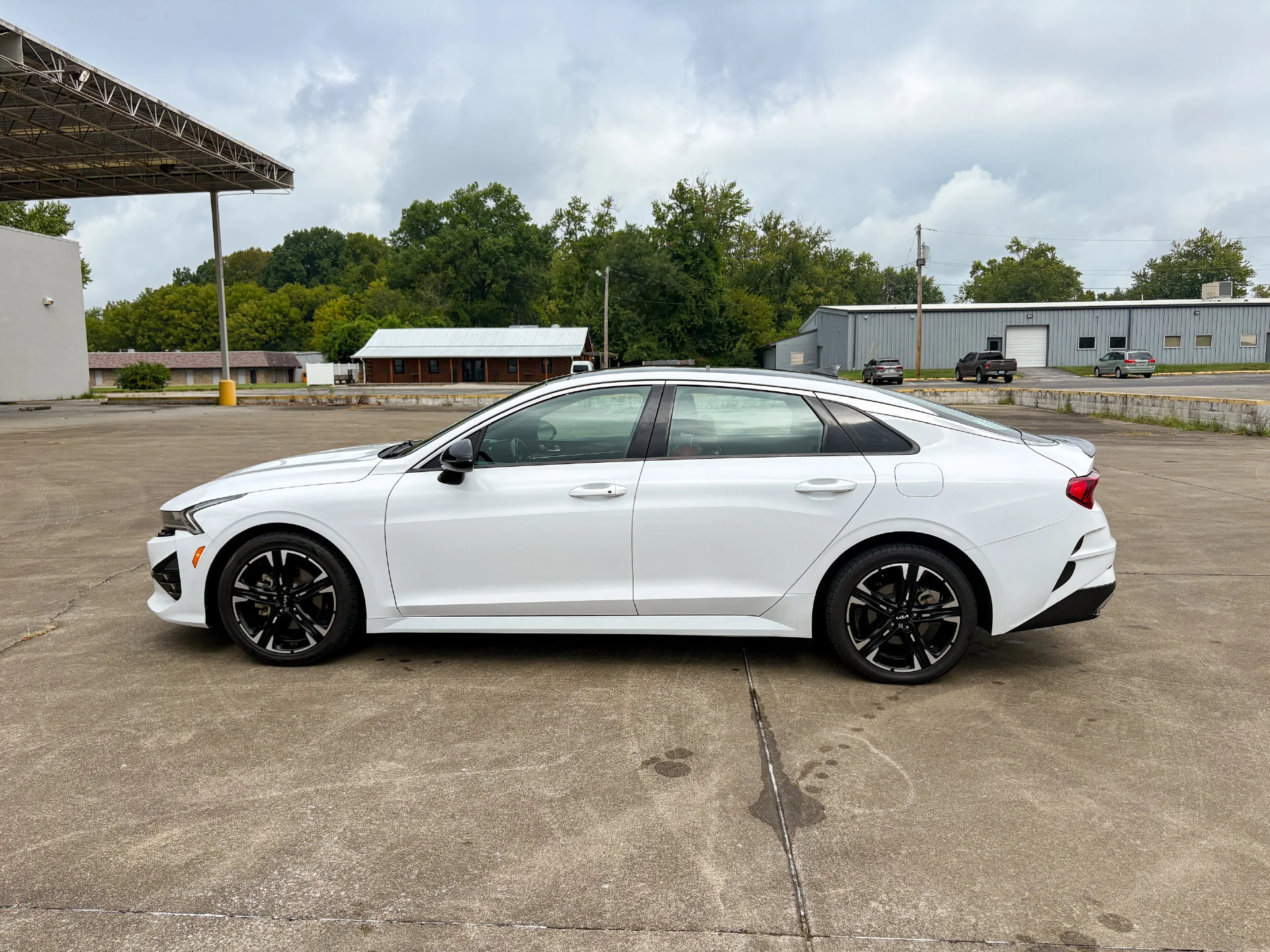 Used 2022 White Kia GT-Line image 7