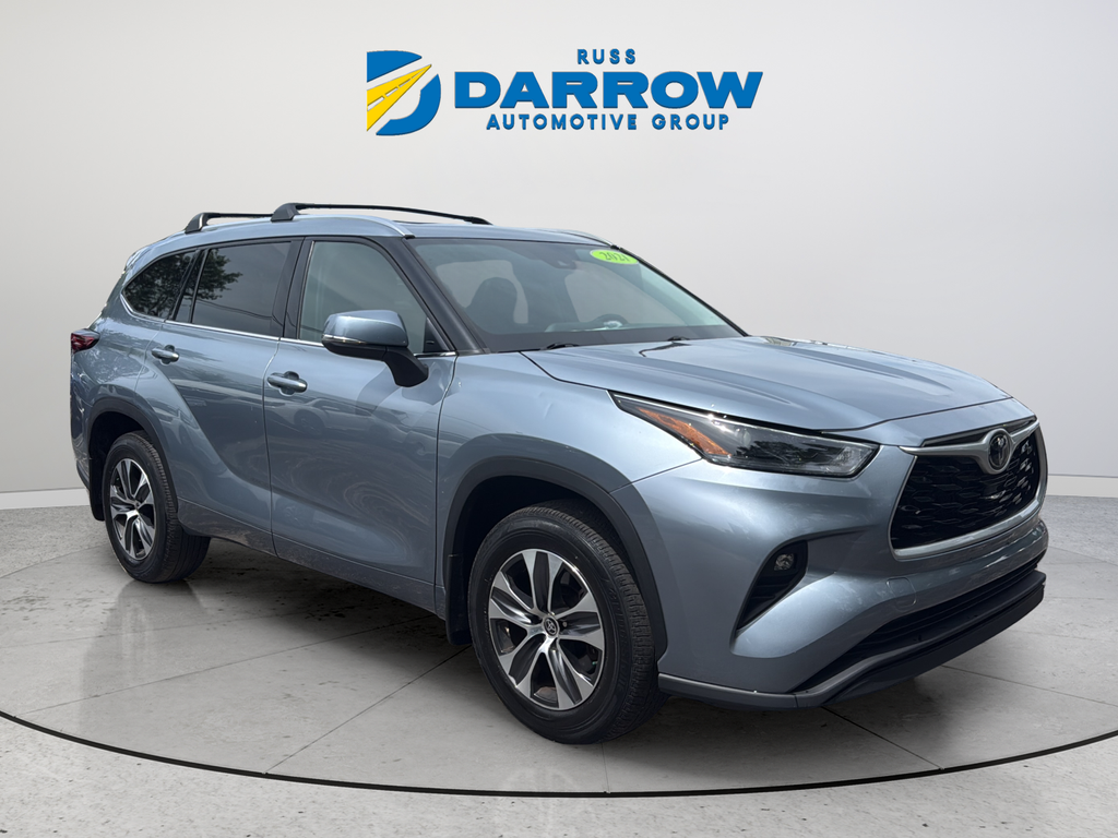 Used 2021  Toyota XLE image 7