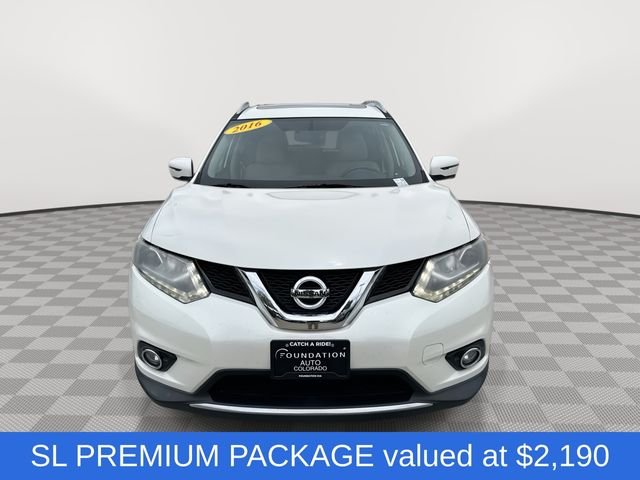 Used 2016 White Nissan SL image 3