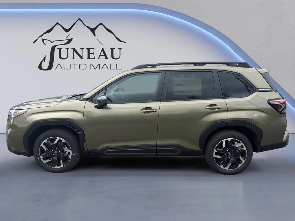 New 2026 AUTUMN GREEN METALLIC Subaru Limited image 6