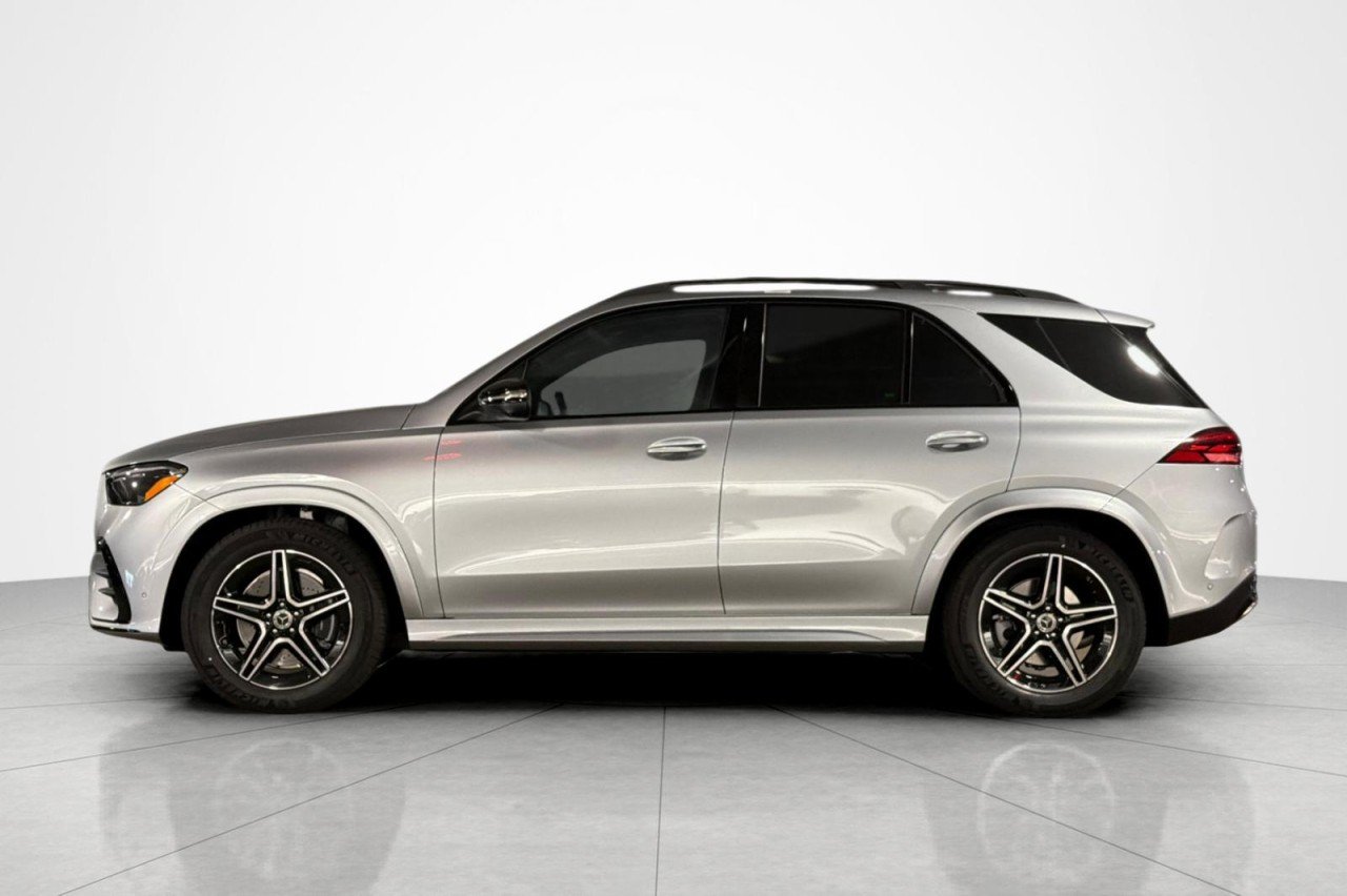 New 2026 Cirrus Silver Metallic Mercedes-Benz GLE 580 4MATIC® SUV image 2