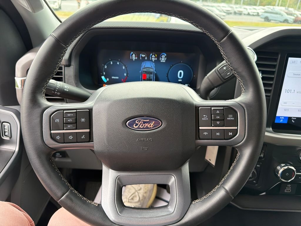 Used 2025 Silver Ford XLT image 18