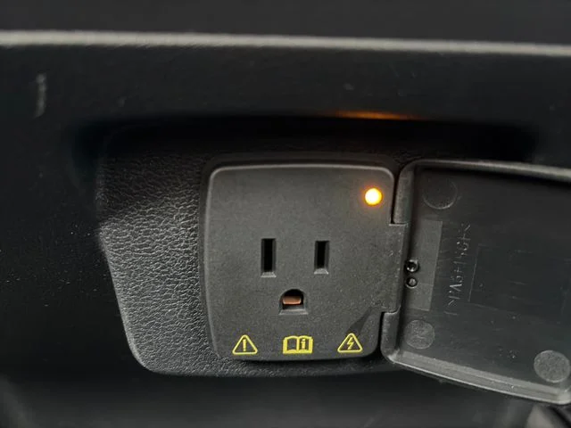Used 2025 White Ford XL image 27