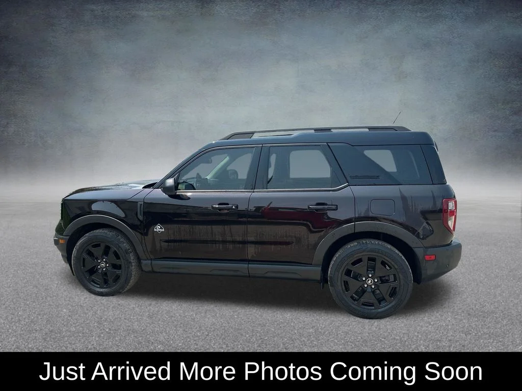 Used 2021 Brown Ford Outer Banks image 2