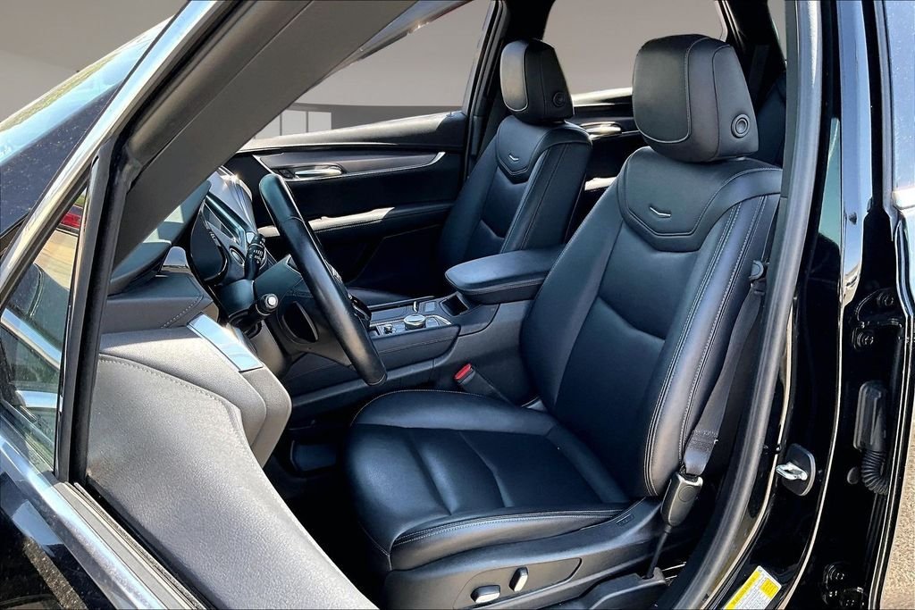 Used 2023 Black Cadillac Luxury image 27
