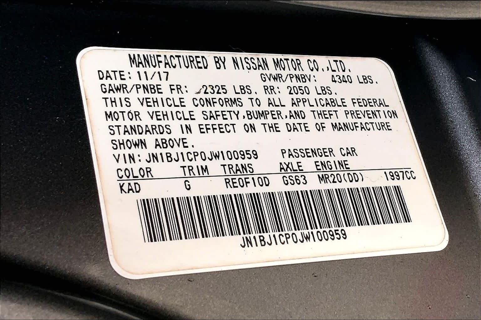 Used 2018 Gun Metallic Nissan SL image 33