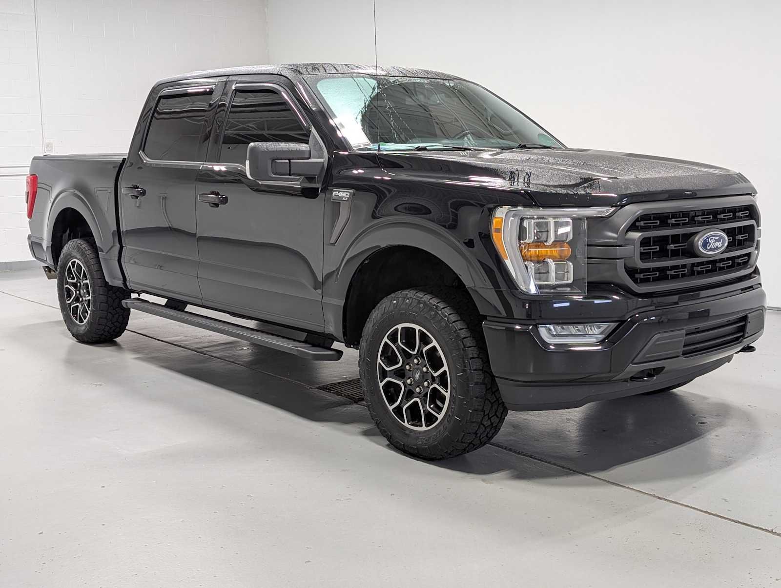 Used 2021 Agate Black Ford XLT image 6