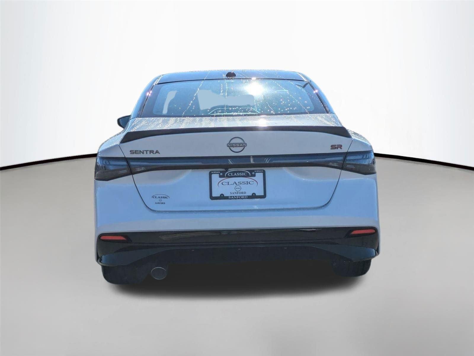 New 2026 Aspen White TriCoat / Super Black Two-tone Nissan SR image 7