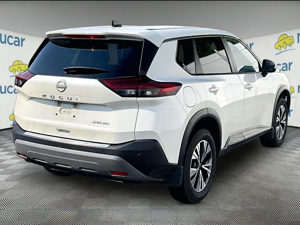 Used 2023 Pearl White Tricoat Nissan SV image 6