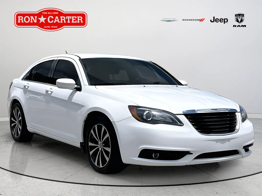 2013 Chrysler 200