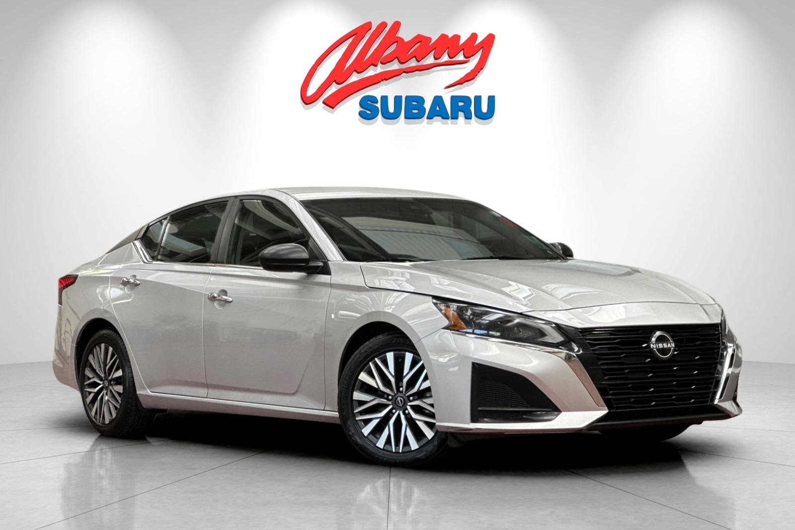 Used 2024 Nissan Altima SV with VIN 1N4BL4DV1RN339644 for sale in Albany, CA