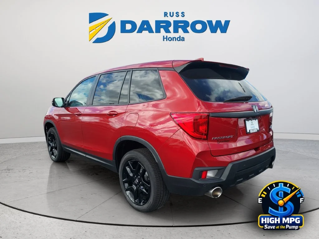 Used 2023 Red Honda EX-L image 3