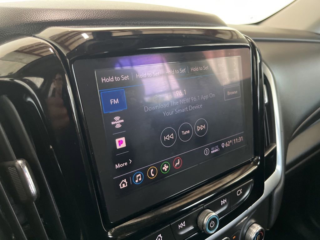 Used 2021 Satin Steel Metallic Chevrolet LT Cloth image 11