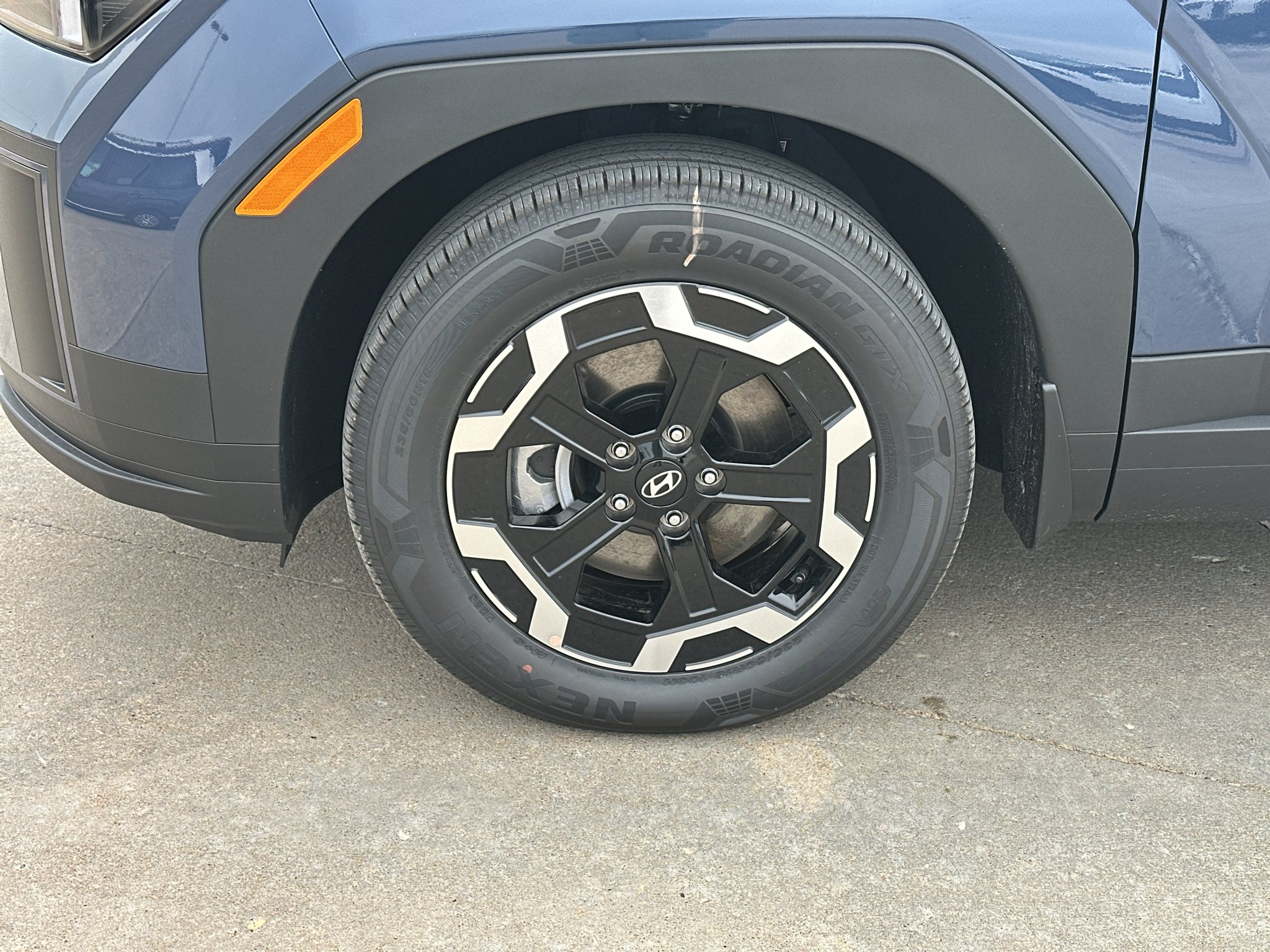 New 2027 Atlantis Blue Hyundai SEL image 7