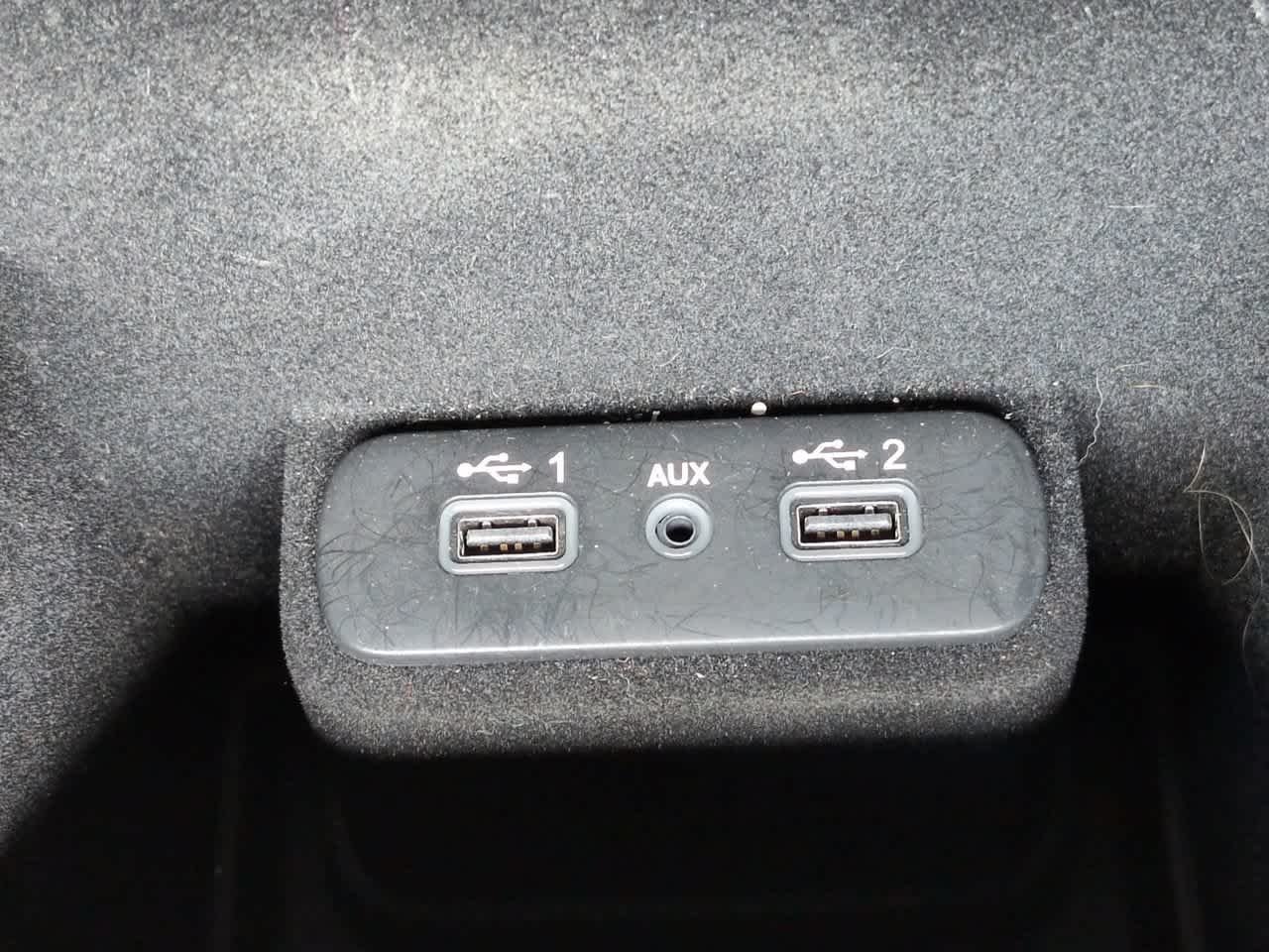 Used 2023 Granite Pearlcoat Dodge R/T image 20