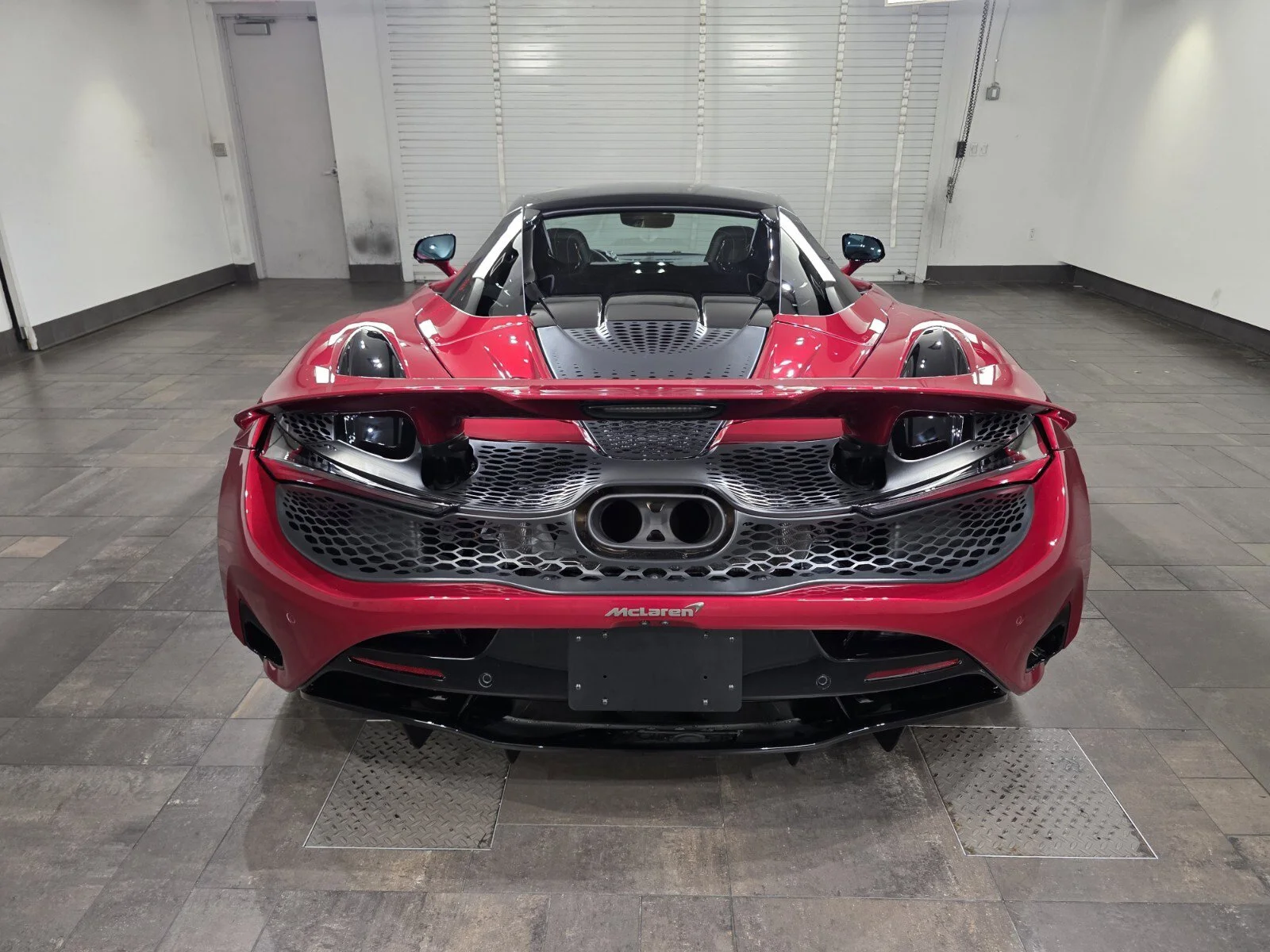 New 2027 MSO Amaranth Red McLaren Spider image 17