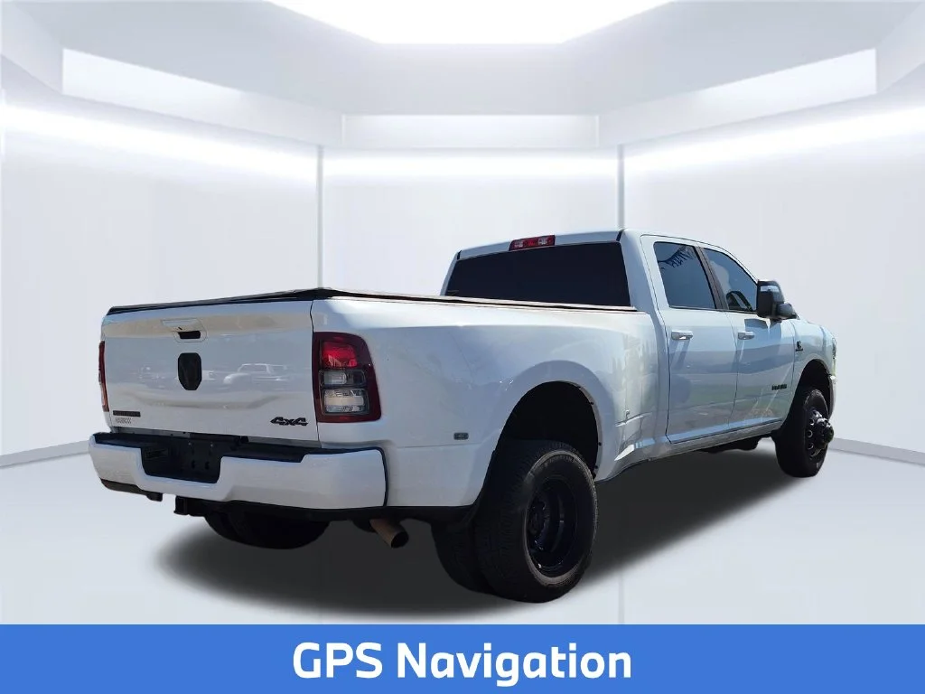 Used 2023 White Ram Big Horn image 5